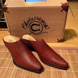 New! Pecan Calf Woven Slide size 7 Charlie 1 Horse Lucchese